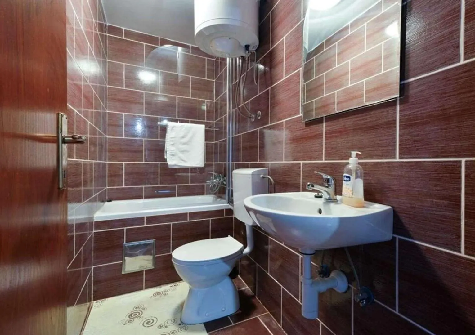 Stone Holiday House Zara With Jacuzzi Sukosan 0*,