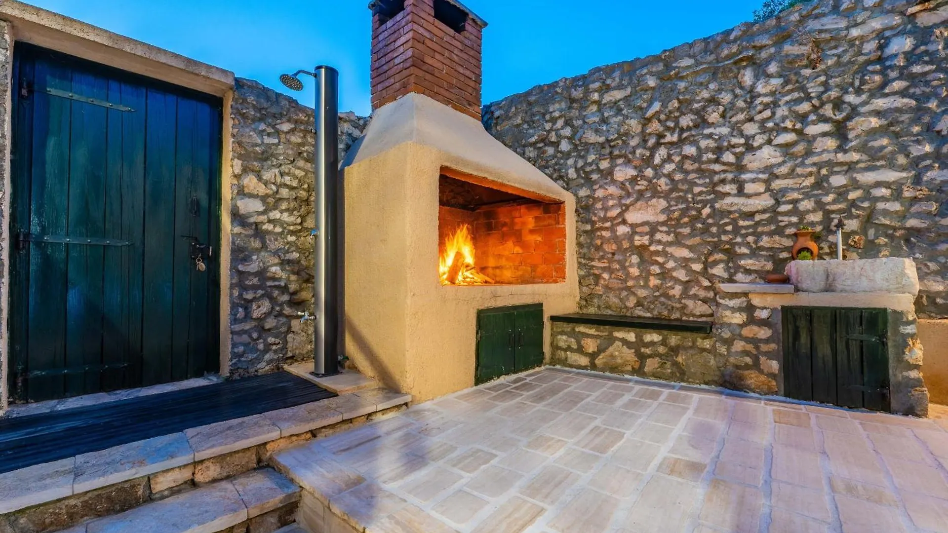 Stone Holiday House Zara With Jacuzzi Sukosan Holiday home