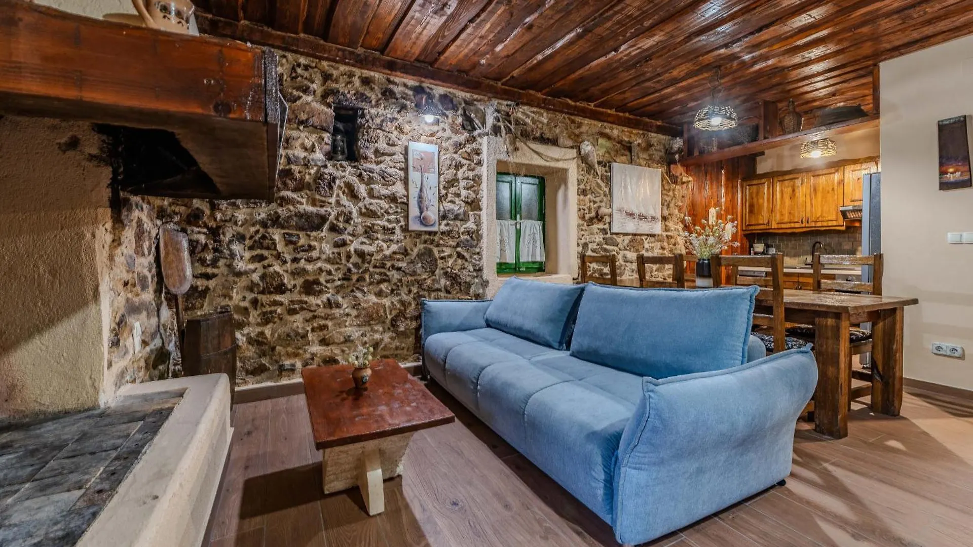 Stone Holiday House Zara With Jacuzzi Sukosan